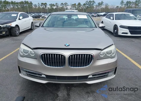 2013 BMW 750Li из США, поврежденный, VIN WBAYE8C51DD134120